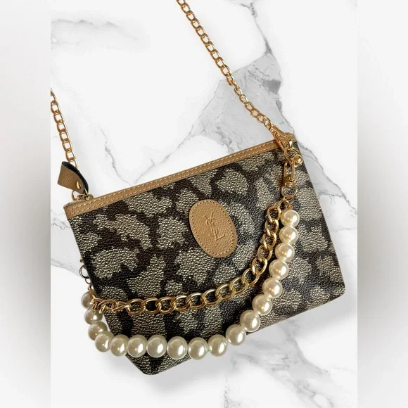 YSL Elegant animal print pouch on chain - Picture 7 of 11